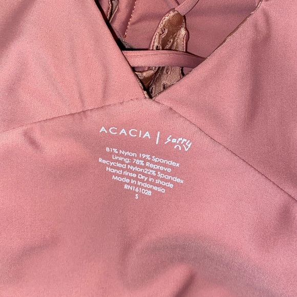 Acacia Kokomo One Piece - Picture 3 of 5